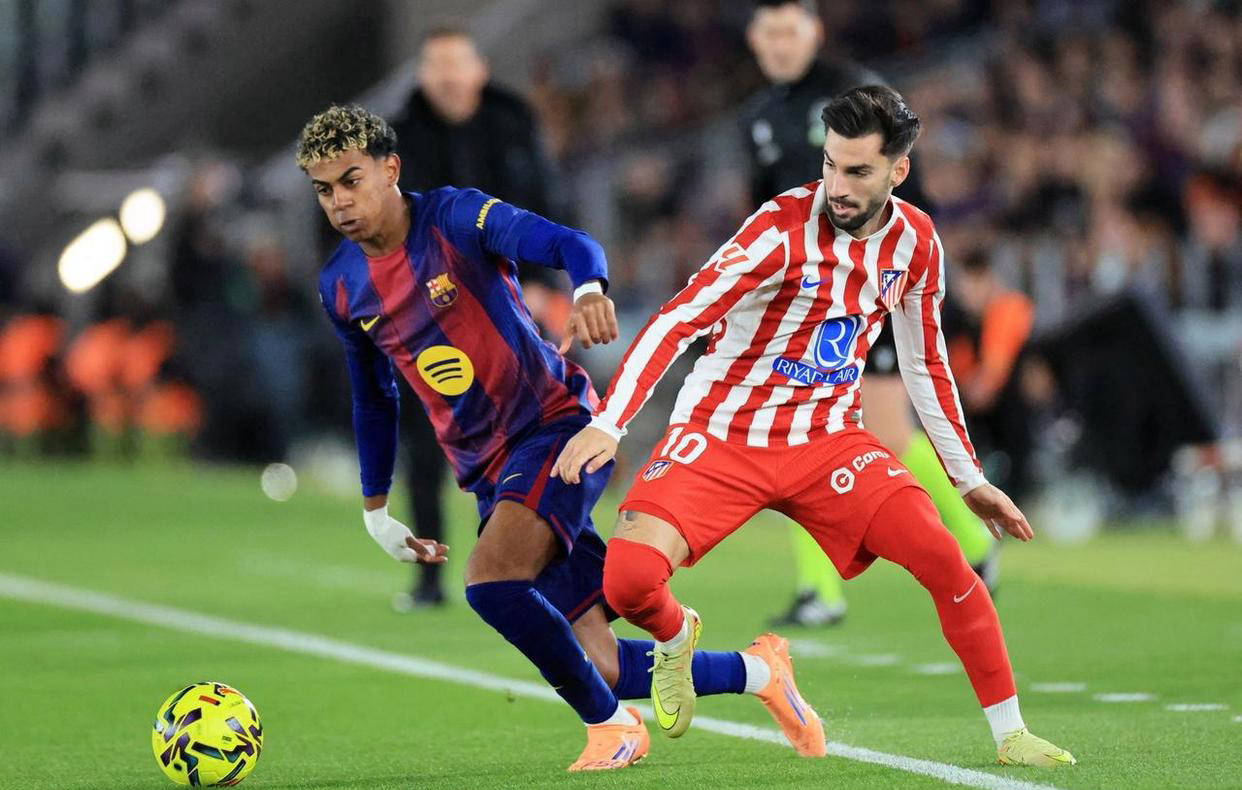 而詹姆斯在 而詹姆斯在