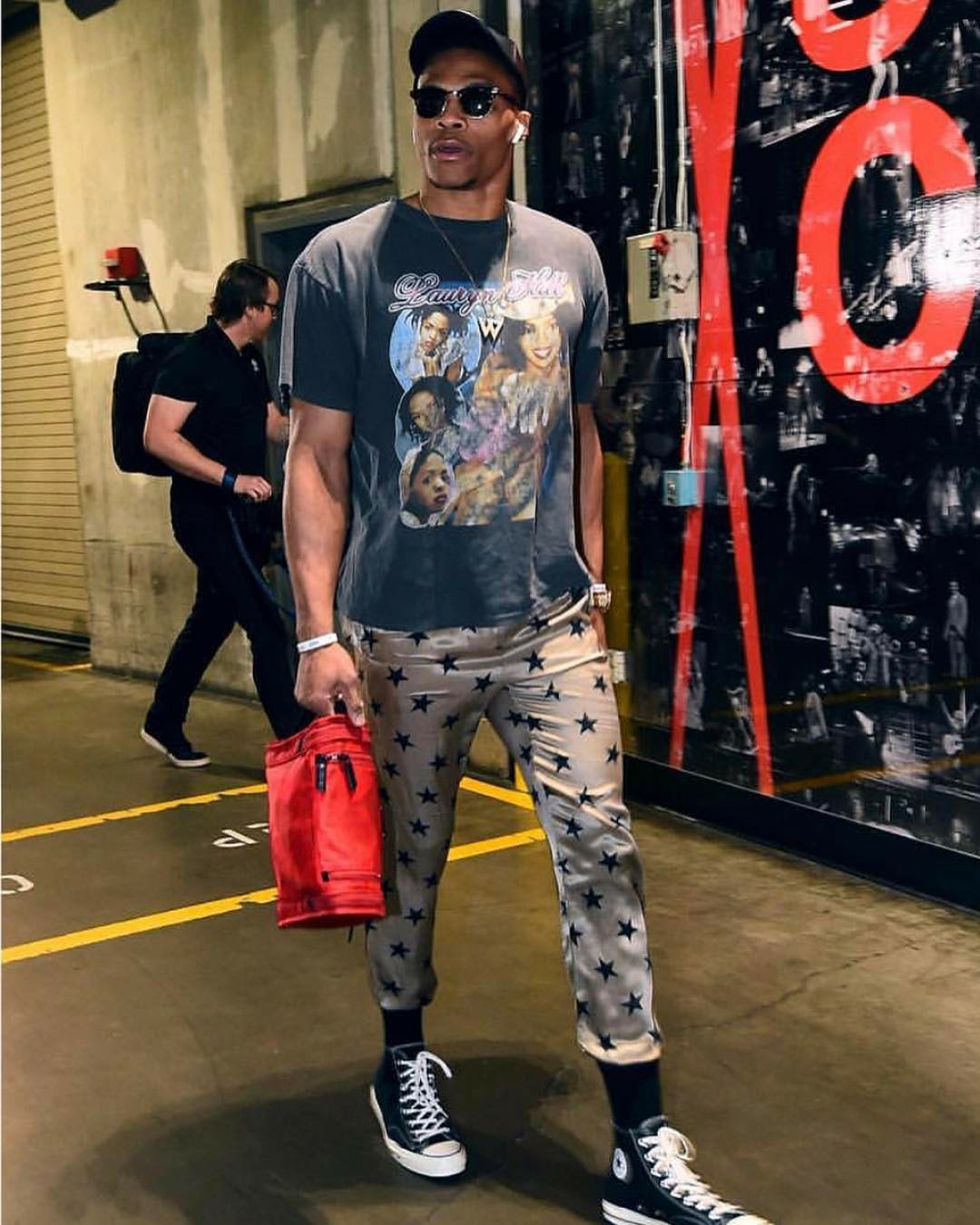 亦为季后赛 亦为季后赛