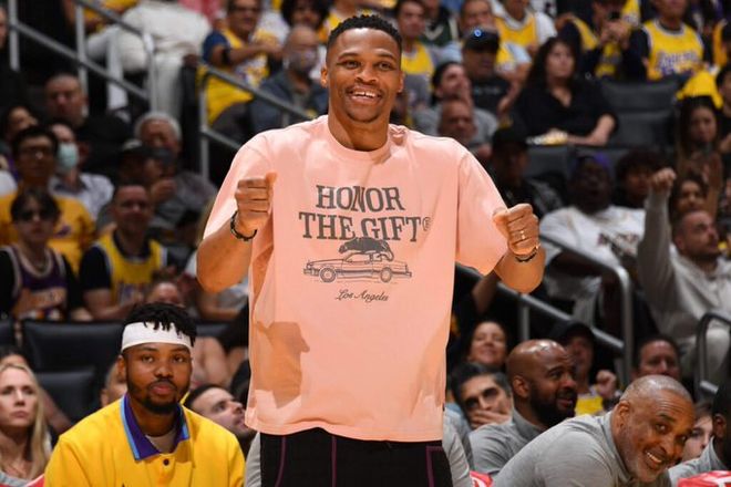 瓦格纳与萨 瓦格纳与萨